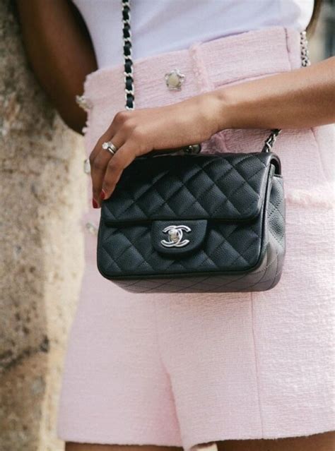 Confronto delle dimensioni della borsa Chanel Classic Flap